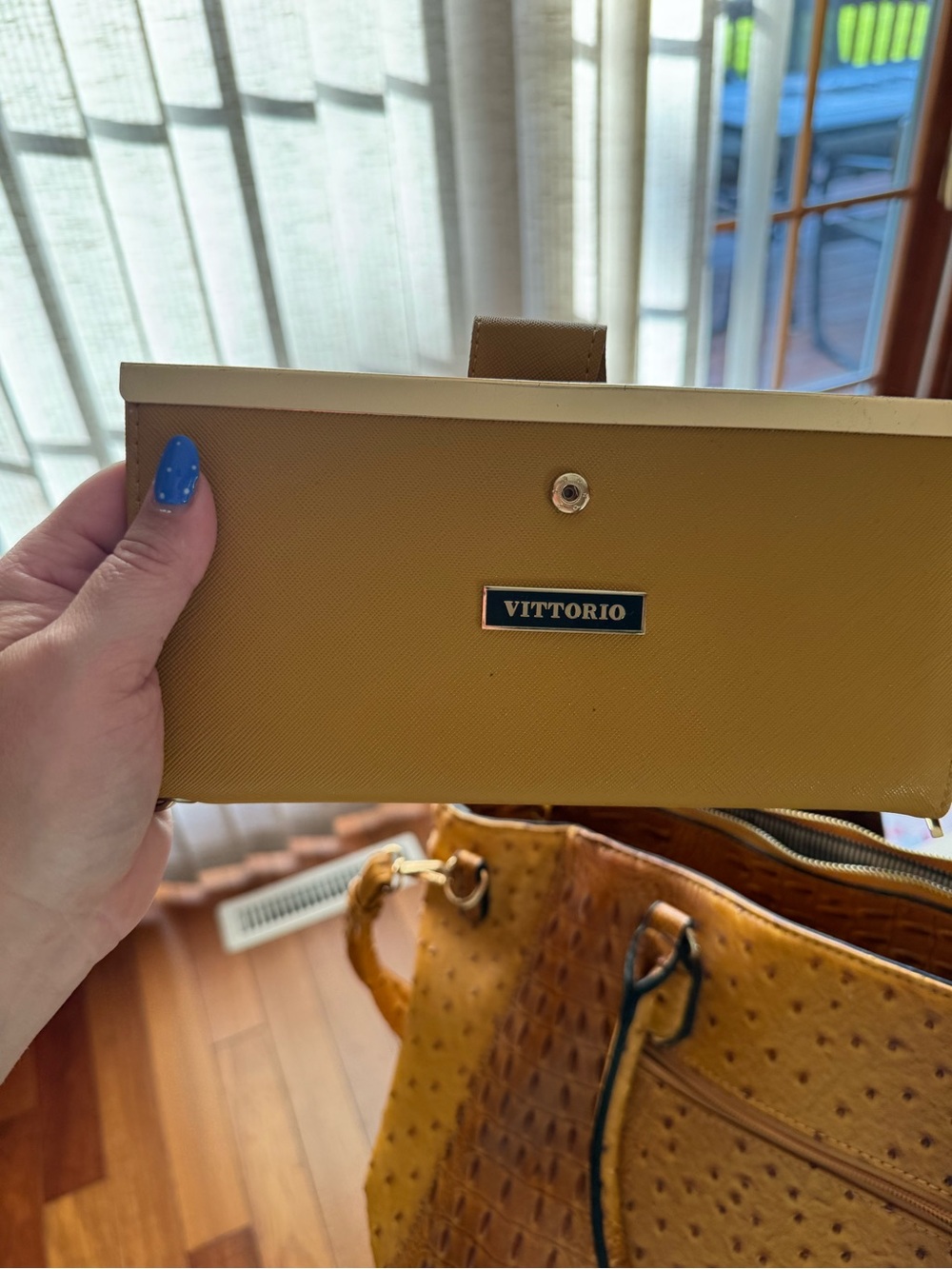 Vittorio Yellow Mustard Women's Wallet with Snap Closure